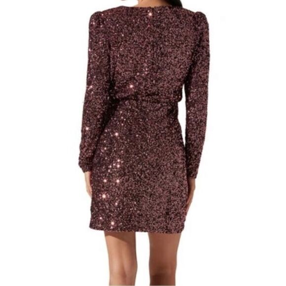 ASTR The Label Paris Sequin Faux Wrap Cocktail Dress New! - Picture 2 of 6